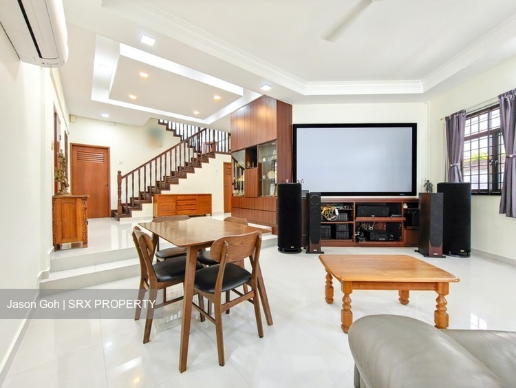 Jalan Waringin (D14), Terrace #542796341